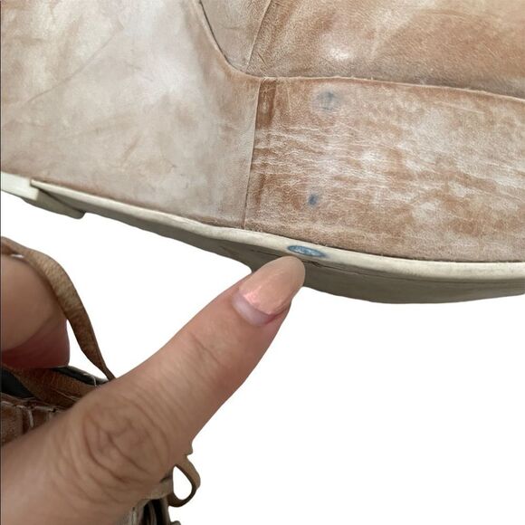 Joe’s Jeans Vintage Style Distressed Wedges - Picture 9 of 11